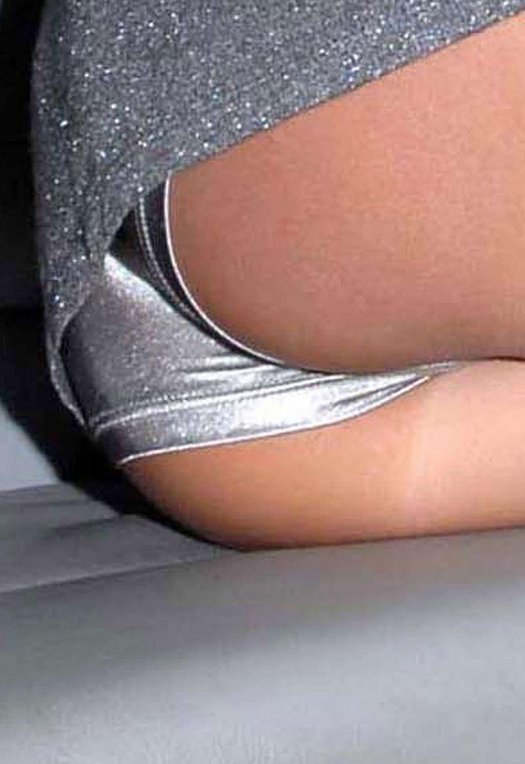16P Katie Price spread her legs and showing sexy underwear while she is drunk