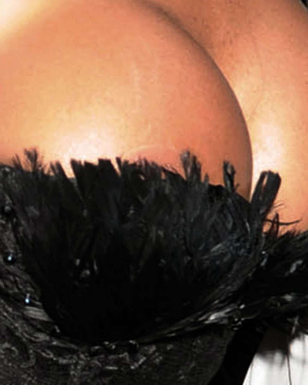 16P Katie Price showing her huge tits and sexy ass while she is drunk