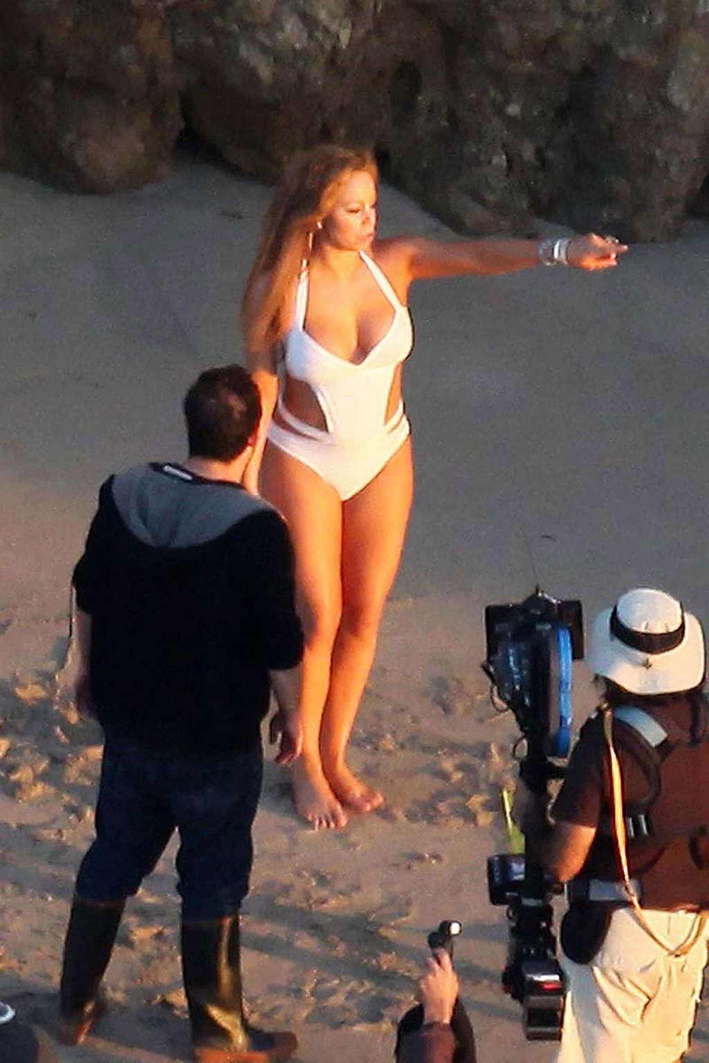 10P Mariah Carey swimsuit