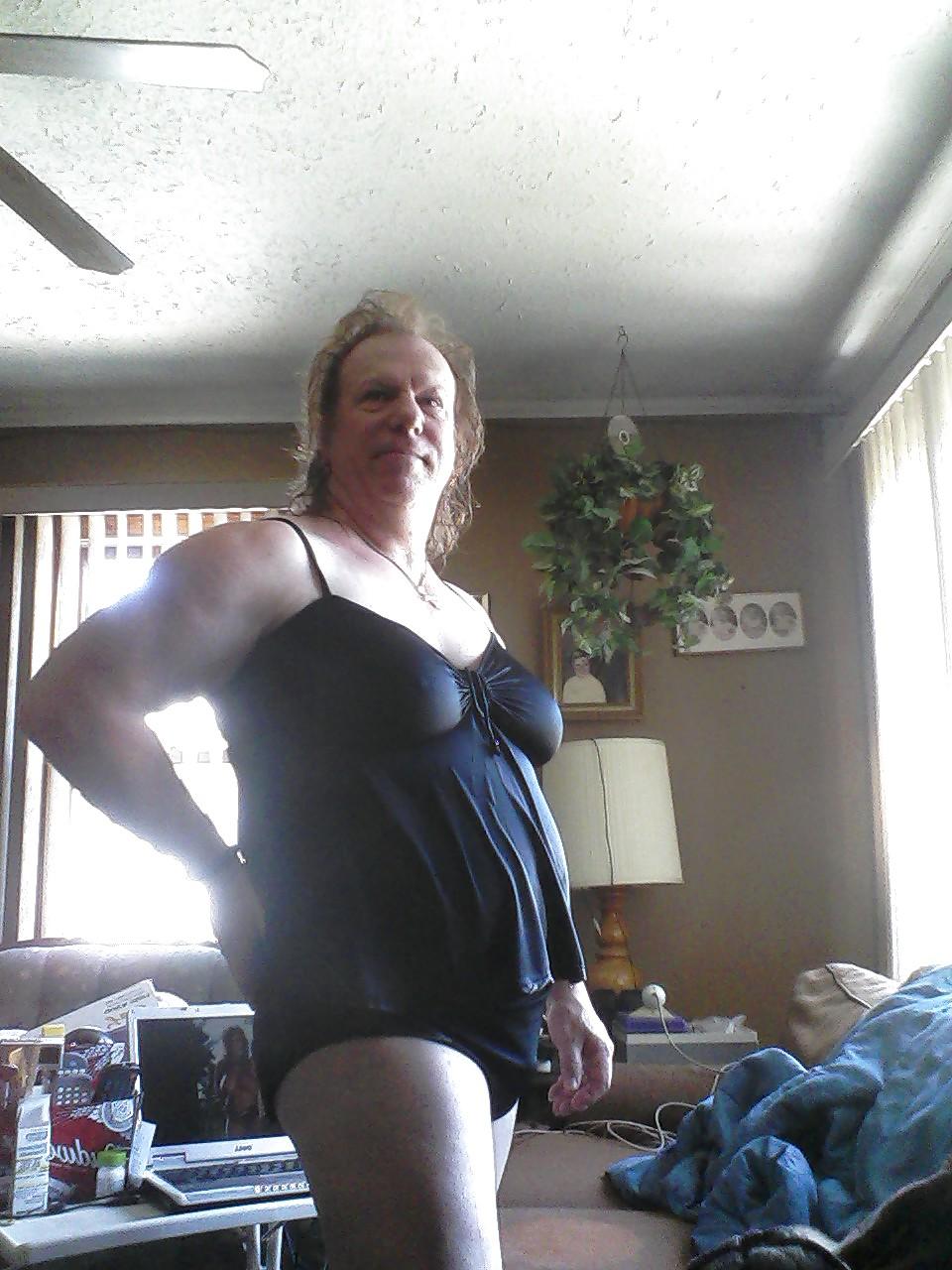 16P I'm A Sissy Faggot Femme Dick Sucker 4U2USE
