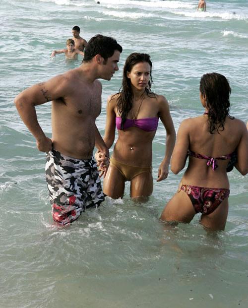 16P Jessica Alba playing football in bikini on beach and showing her tits
