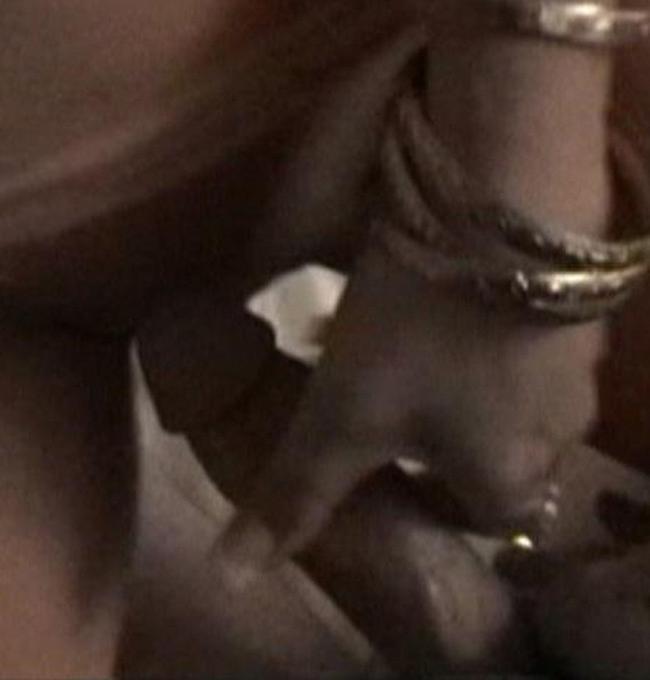 15P Famous babe Jessica Sierra sucking cock in sex tape