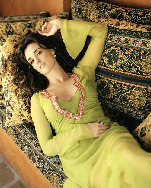 16P Paz Vega showing her nice big tits and fuck hard