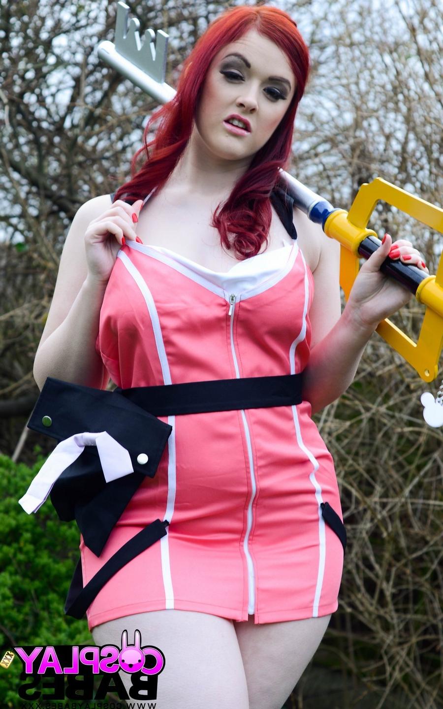 14P Destiny Island Cosplay with Jaye Rose