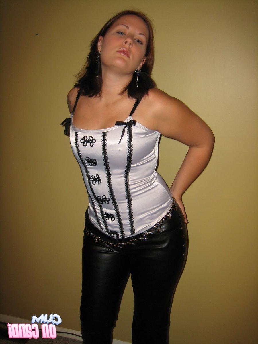 16P Horny Candi's Sexy Corset