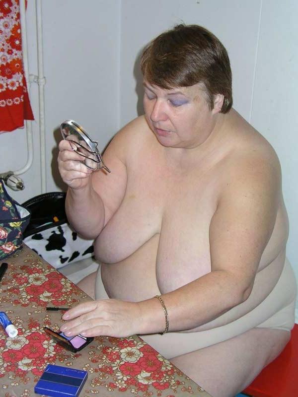 16P Big fat old granny showing her naked huge body