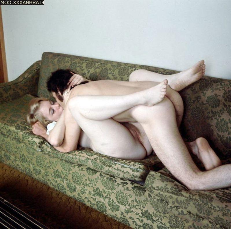 16P 1970s couples fuck and suck on some funky fiurniture