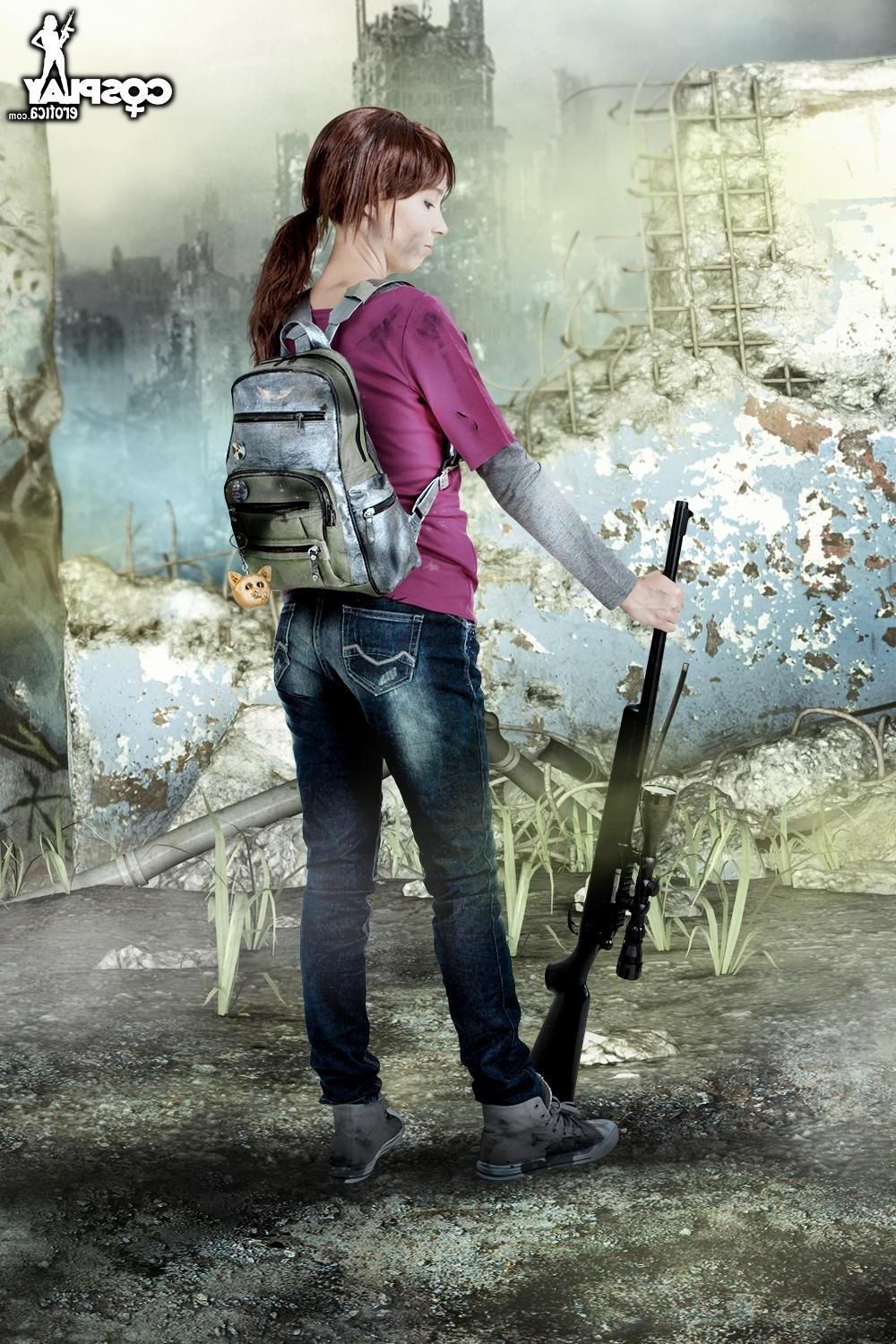 12P Cosplay teen strips