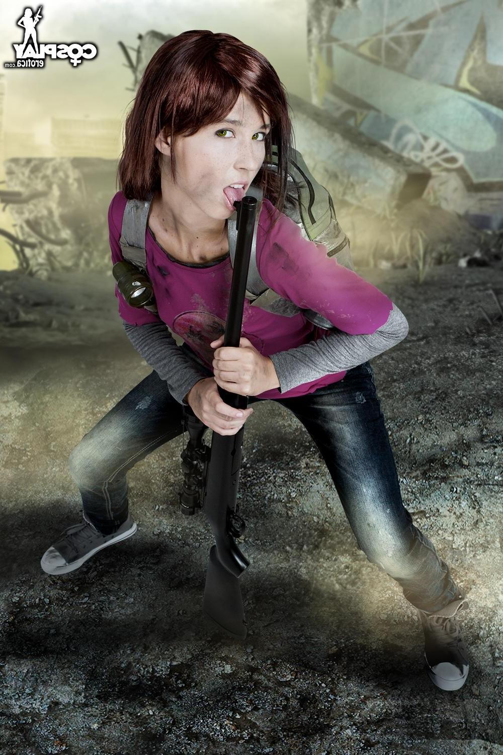 12P Cosplay teen strips