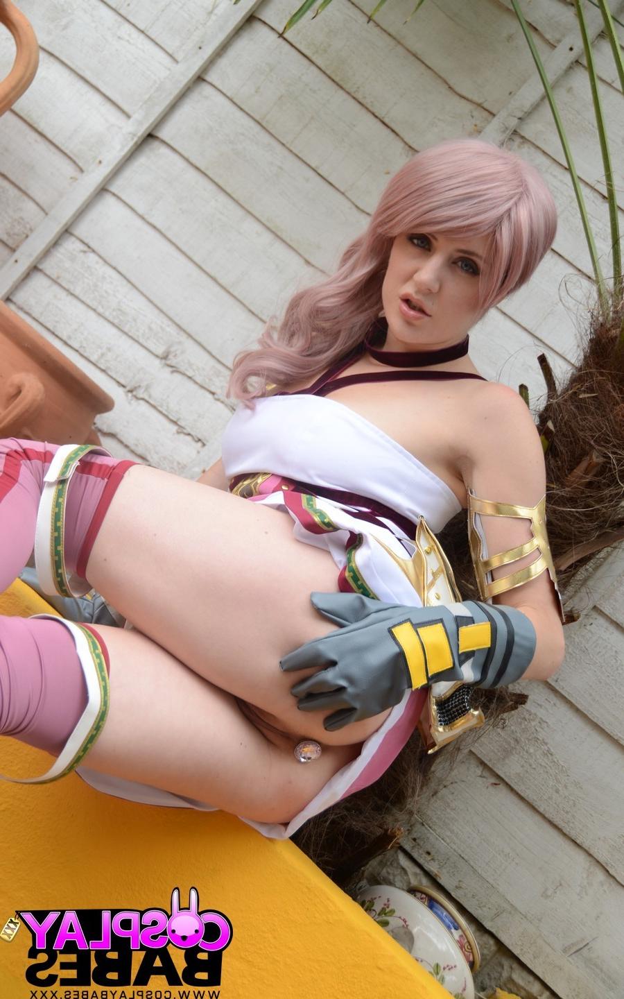 14P Final Fantasy XIII2 Cosplay with Samantha Bentley