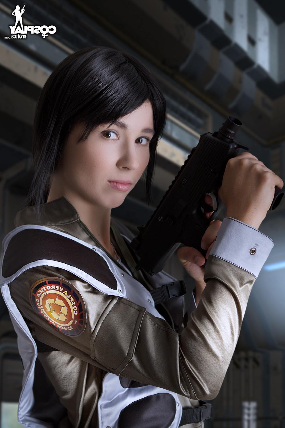 16P Stacy loves Battlestar and dressing as the characters in cosplay makes her horny