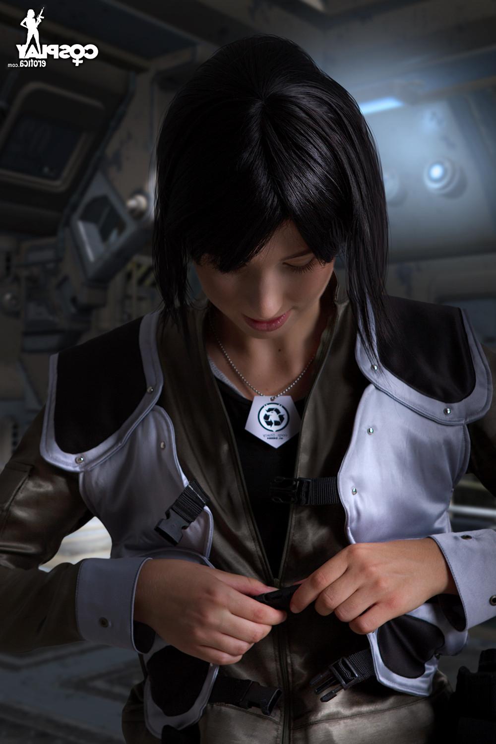 16P Stacy loves Battlestar and dressing as the characters in cosplay makes her horny