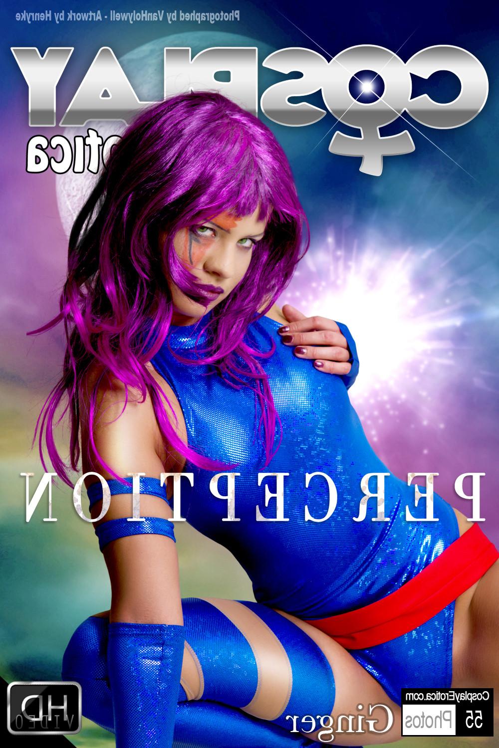 12P Erotic cosplay girl