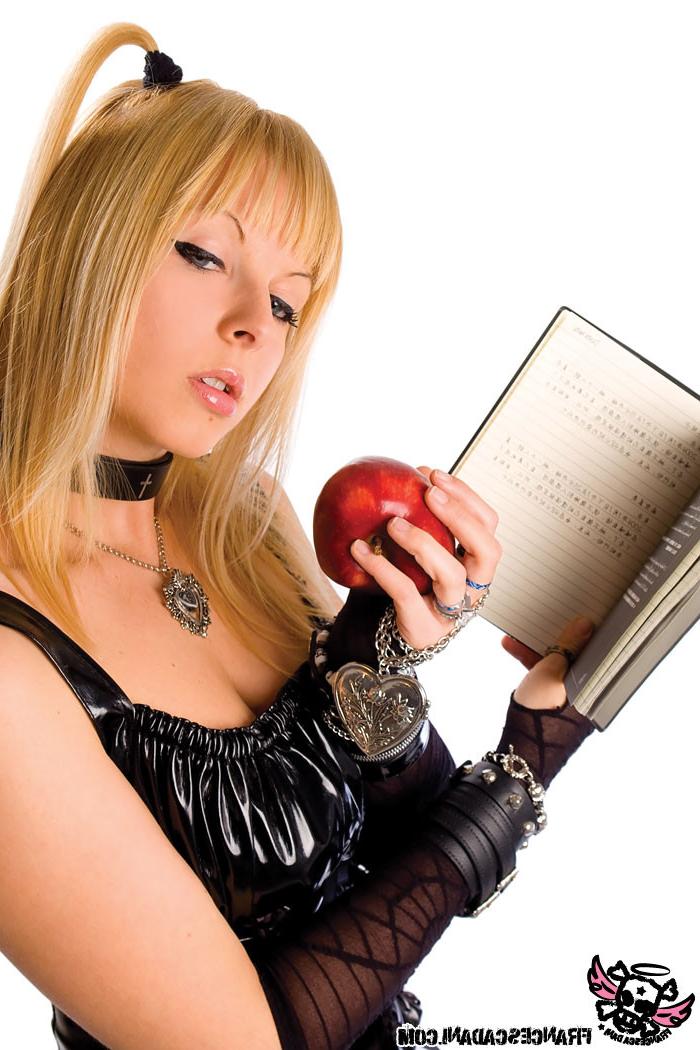 16P Cosplay schoolgirl