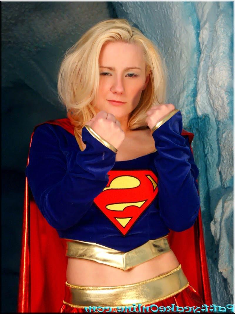 16P Busty teen girl dressed in superwoman uniform