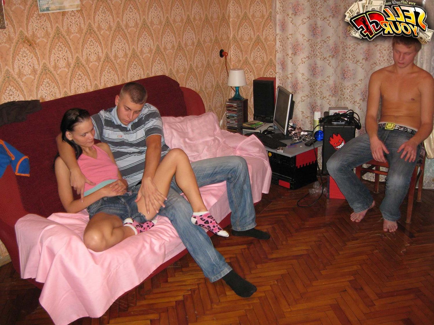 16P GF having sex with stranger for cash