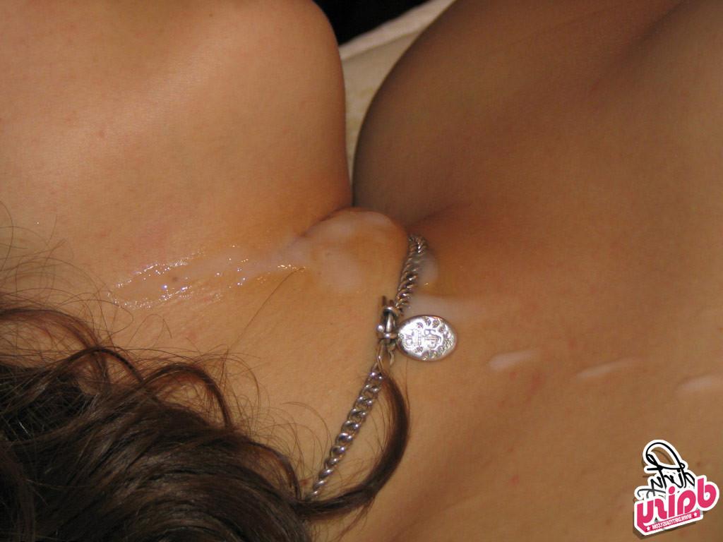 15P This sexy amateur Daisy gets a facial while she sleeps