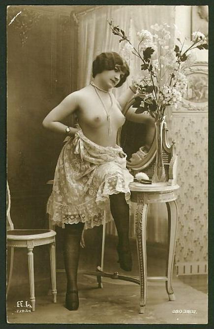 25P Old French postcards 8