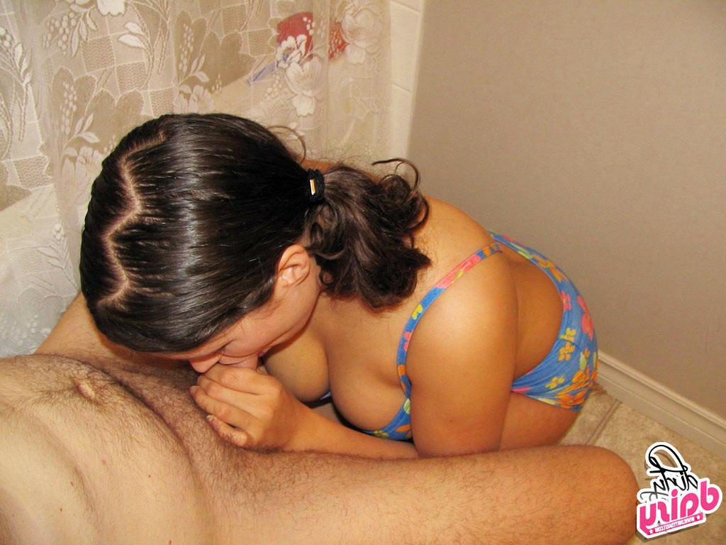 15P Amateur housewife gets a facial