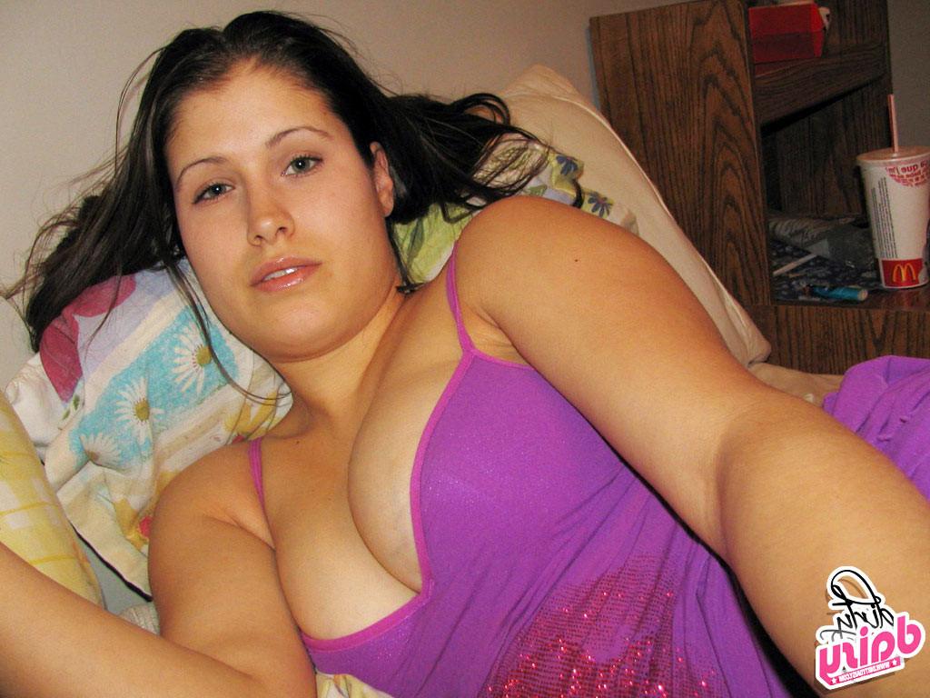15P Amateur babe gets a cumshot to the eye