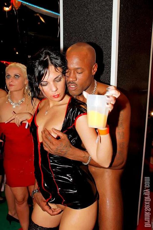 20P Drunk porn orgy with gorgeous girls in eastern europe
