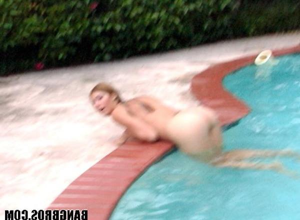 16P Interracial outdoor bj and sex by the pool