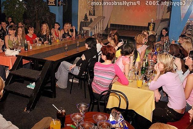 18P Vairous drunk party orgy and fetish pictures