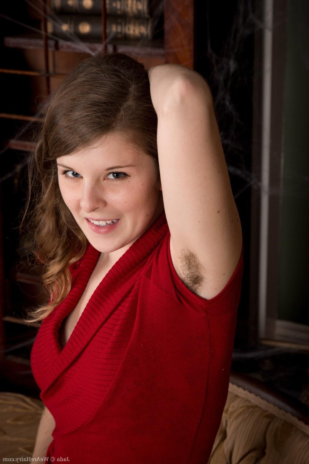 16P Jada slides off her red dress on her sofa 