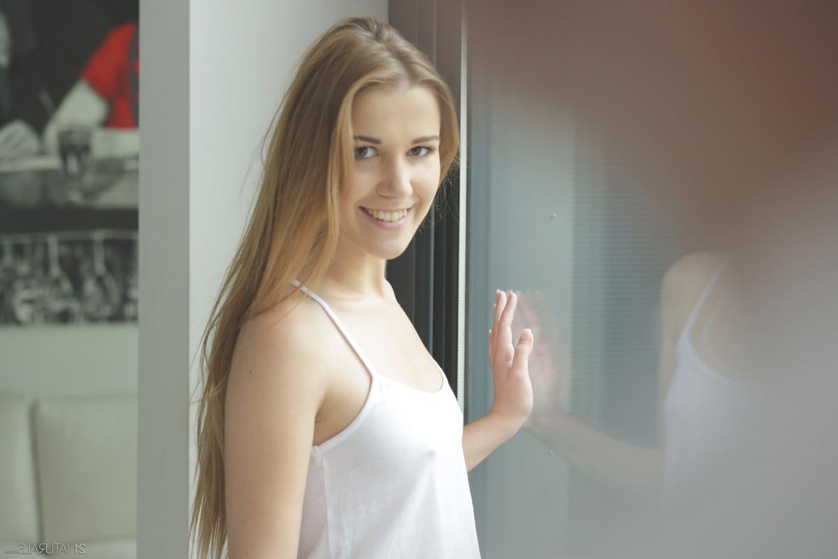 15P Alexis Crystal stimulates his throbbing cock with her sexy feet