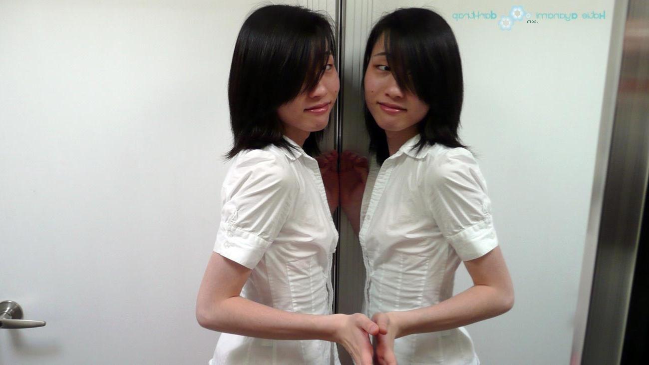 16P Young newhalf in schoolgirl uniform upskirt shots