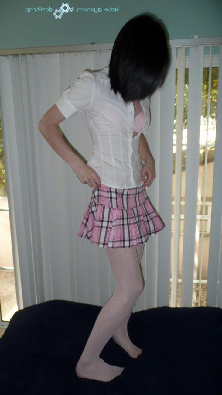 16P Young newhalf in schoolgirl uniform upskirt shots