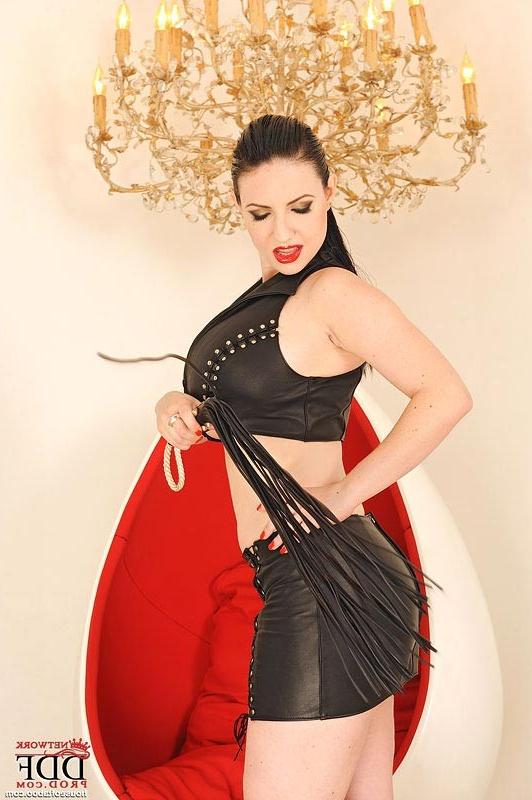 16P Busty Karina Hart posing in latex and playing with dildo