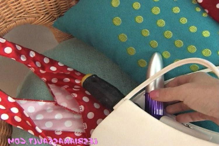 15P Sleeping hot teen panties cut off before dildo fun