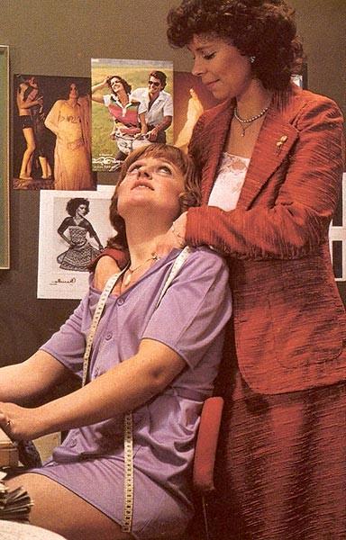 16P Four lesbian ladies having hot dirty office sex