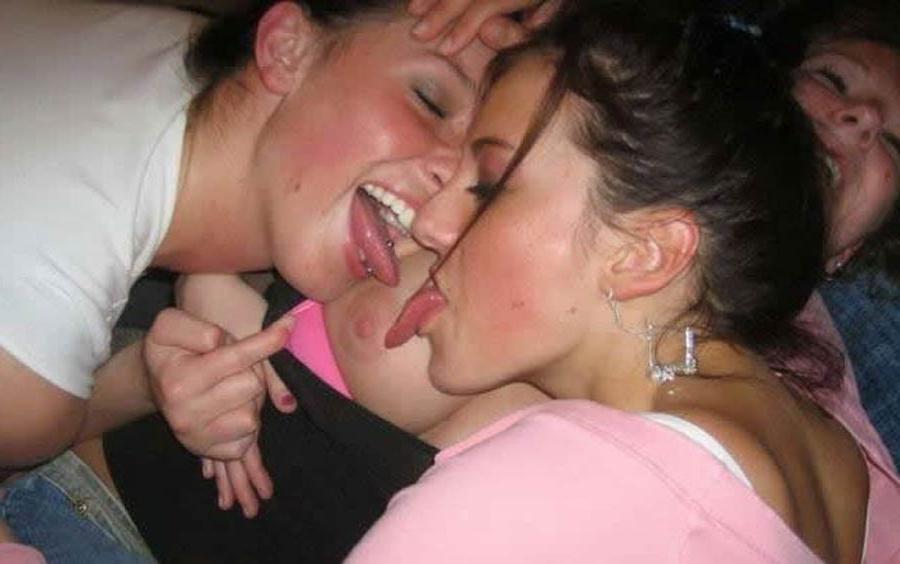 15P Really drunk amateur girlfriends going wild