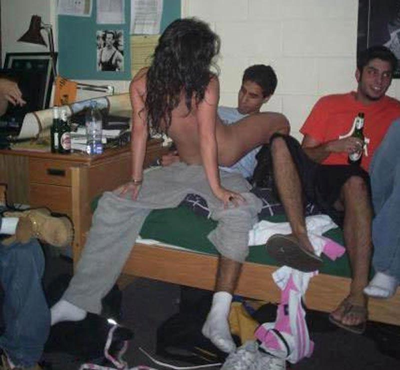15P Really drunk amateur girls going wild