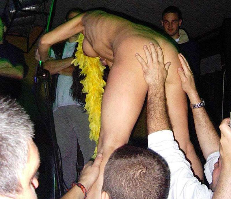 14P Really drunk amateur girlfriends going wild