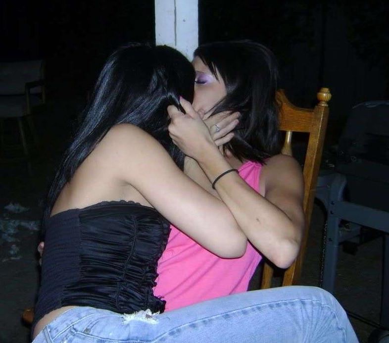 13P Really drunk amateur girlfriends going wild
