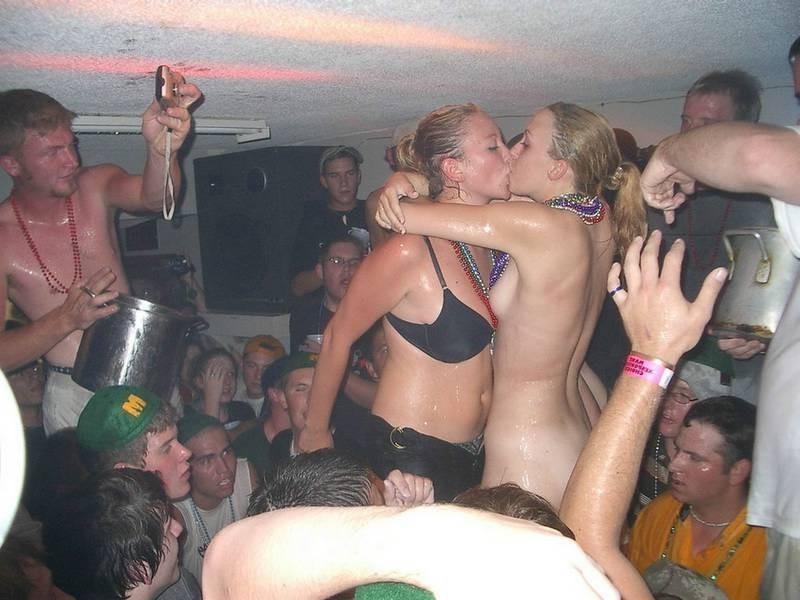15P Fucking Hot Drunk College Girls Flashing Perky Tits
