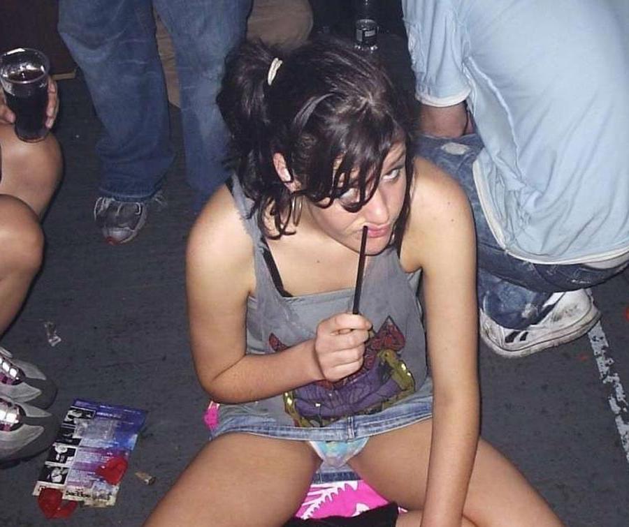 15P Really drunk amateur girlfriends exposed