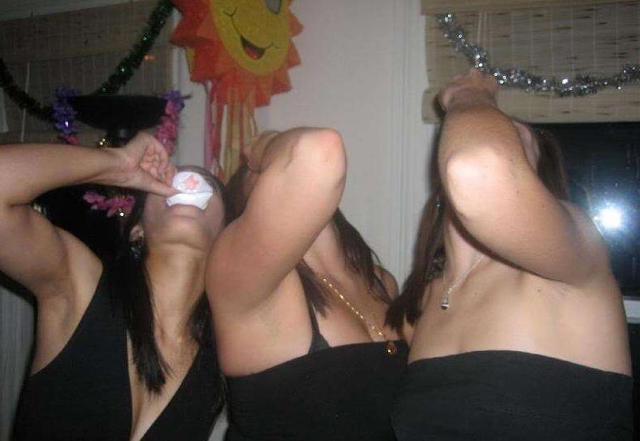 15P Real drunk amateur girlfriends going wild