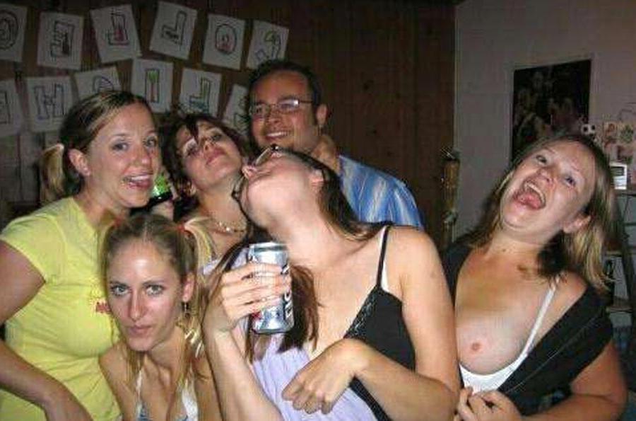 15P Real drunk amateur girlfriends going wild
