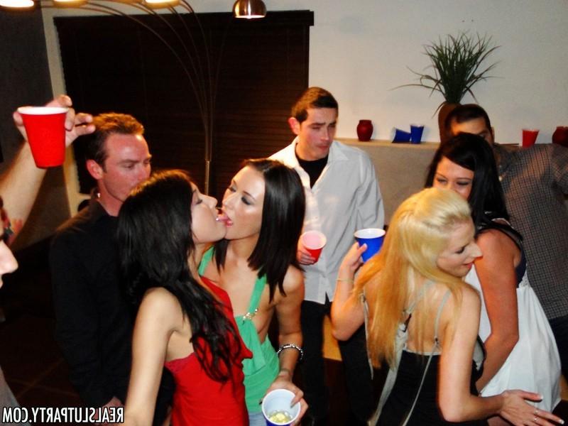 16P Drunk blonde babe with huge natural tits gets dicked at a party