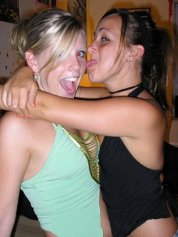15P Hot Drunk College Girls Exposing Tender Pink Flesh