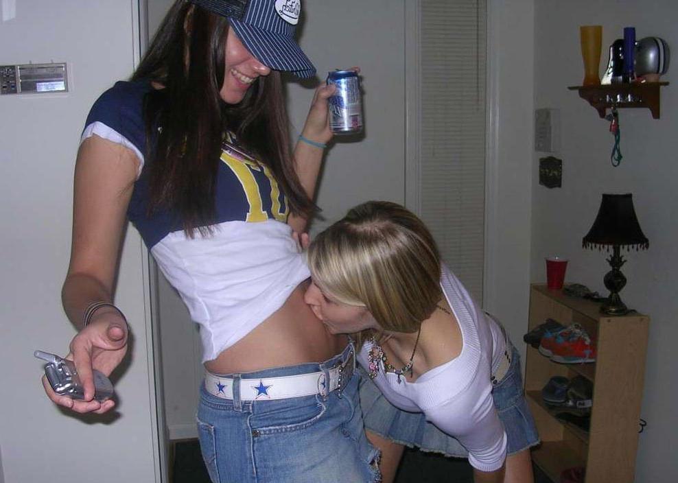 15P Real drunk amateur girls out of control