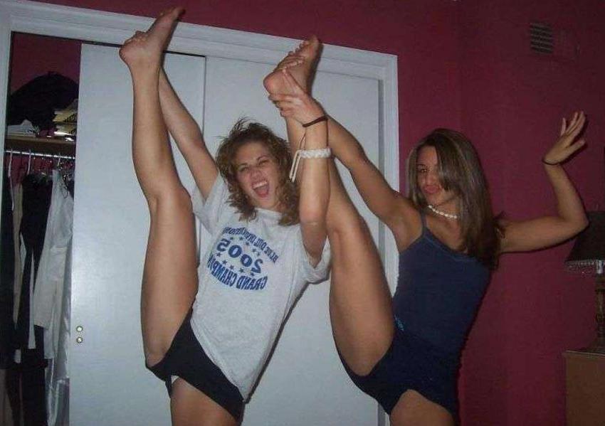 15P Real drunk amateur girls going wild