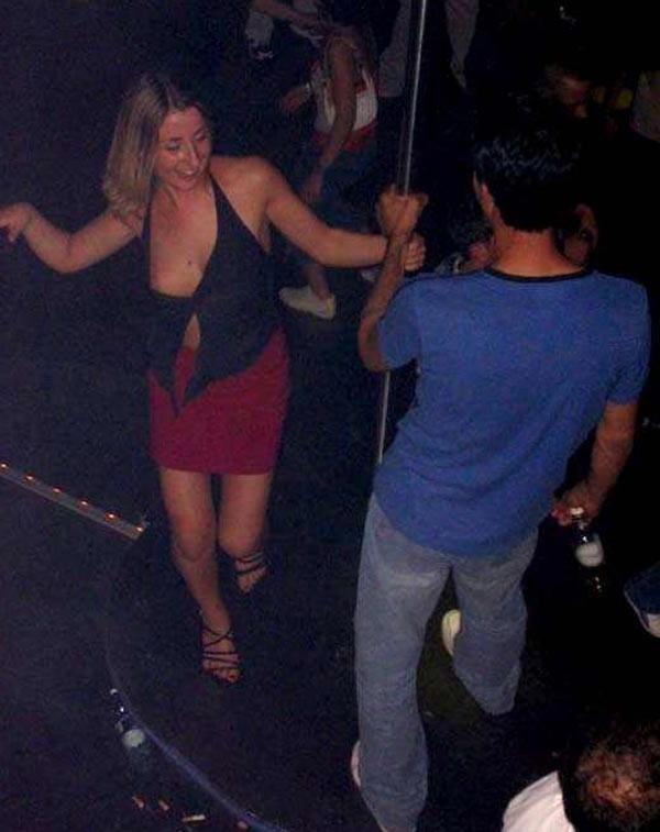 15P Real drunk amateur girls getting wild