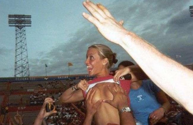 15P Drunk Chicks Flashing Perky Tits at Concerts