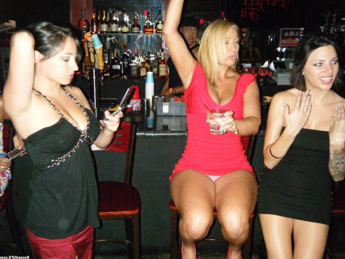 15P Extreme Bachelorette Outting Turns Into A Drunk Cock Sucking Party