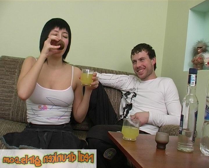 20P Real cute drunken girl just loves to suck dick
